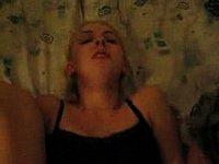 Junge Blondine Anal gefickt und sie blst nach dem Arschfick