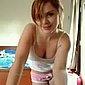 Geiles Mdchen privat vor ihrer Webcam