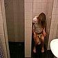 Geiles Mdchen heimlich im Badezimmer gefilmt
